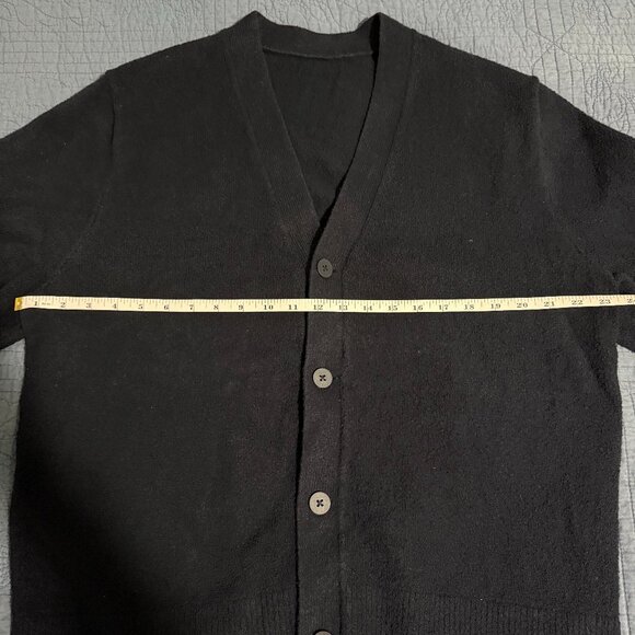 Lululemon Men's Merino Wool Cardigan - Picture 2 of 5